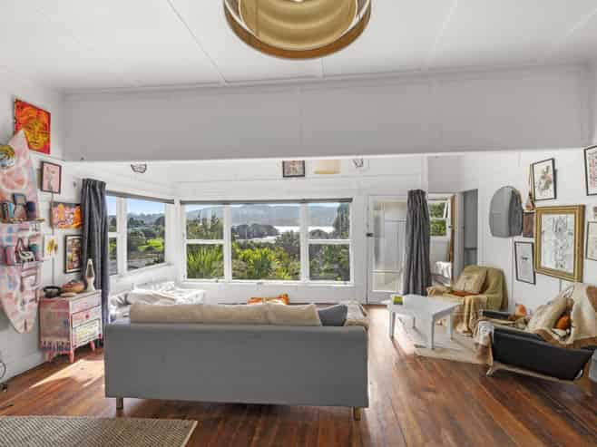 2 Rose Street, Raglan