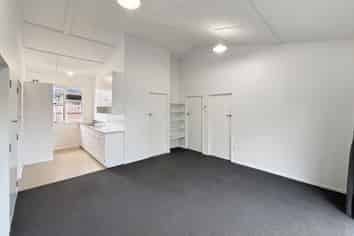 2/80 Russell Street, Palmerston North Central