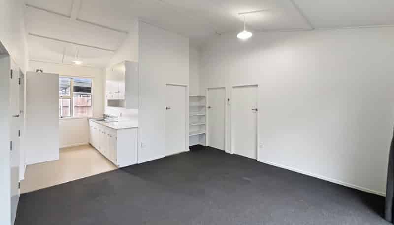 2/80 Russell Street, Palmerston North Central