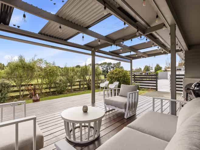 98 Kinloch Road, Kinloch