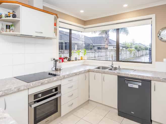 42 Nielsen Gardens, Rototuna