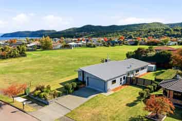 110 Lisland Drive, Kinloch