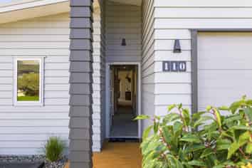 110 Lisland Drive, Kinloch