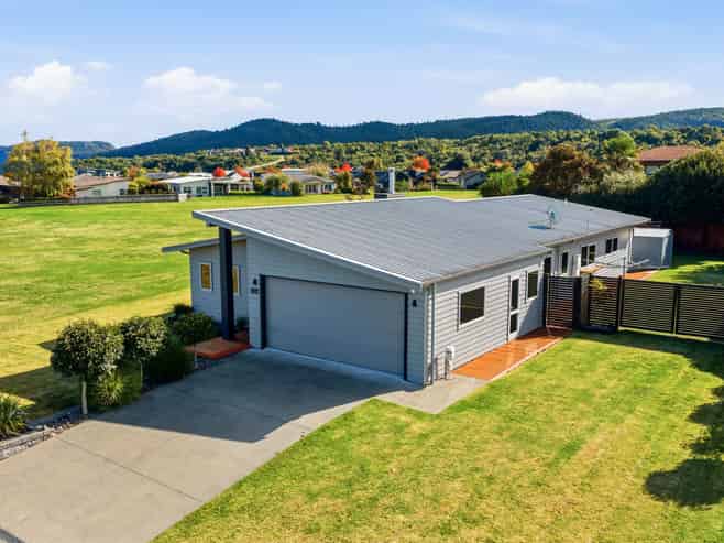 110 Lisland Drive, Kinloch