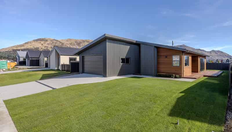 9 Packer Road, Wanaka