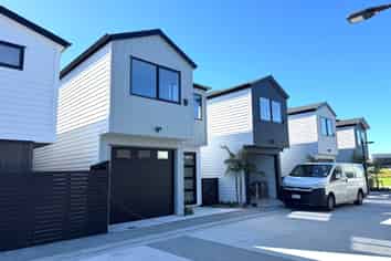 4/73 Te Taruna Drive, Milldale