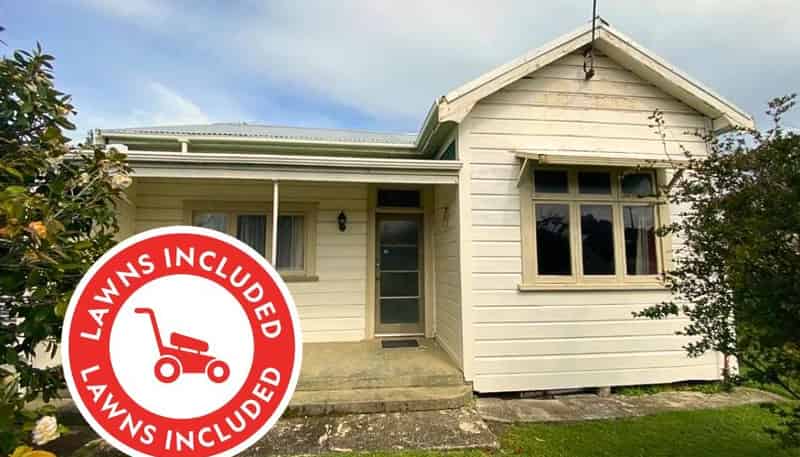 225 Egmont Street, Patea