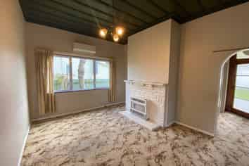 225 Egmont Street, Patea