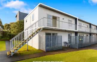 10/41 Anzac Road, Browns Bay