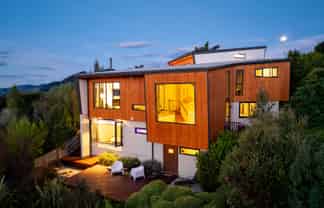 31 Citrus Lane, Enner Glynn