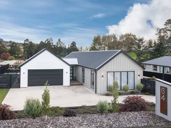 64 Heathfield Drive, Mosgiel