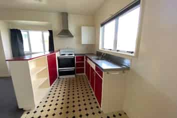 2/51A Goulstone Road, Whakatane