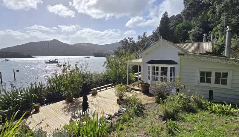 140 Kaiaraara Bay Road, Great Barrier Island (Aotea Island)
