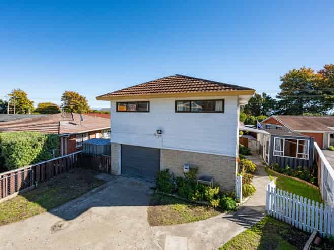 14 Lichfield Street, Stoke