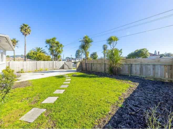 37 Puriri Road, Manurewa