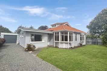 19 Pratt Street, New Brighton