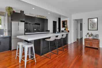 142 Morningside Road, Morningside