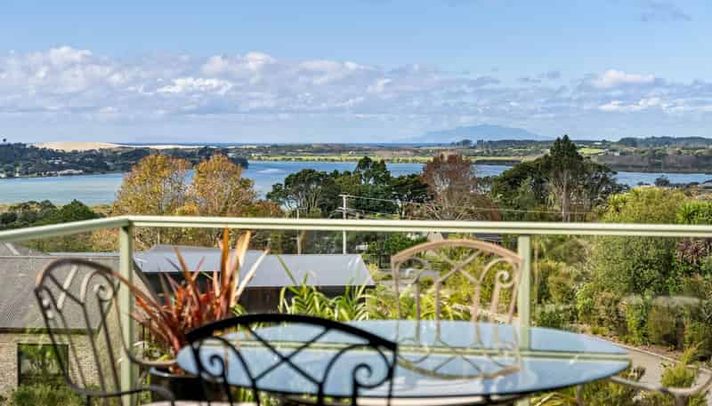 8 Pukeora Way, Mangawhai