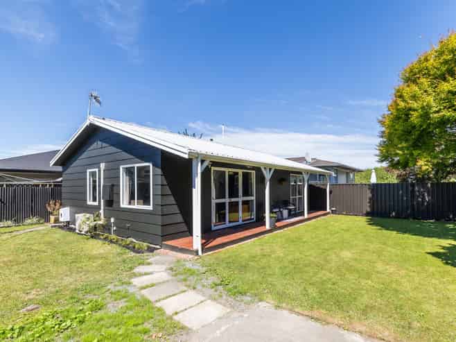 605 Maddison Street, Akina