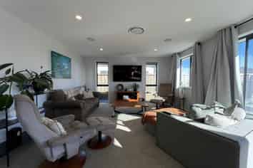 47 Crossley Ave, Woodend