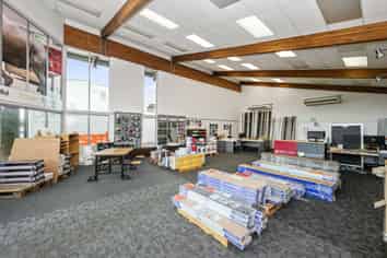 Multi-functional building - with options