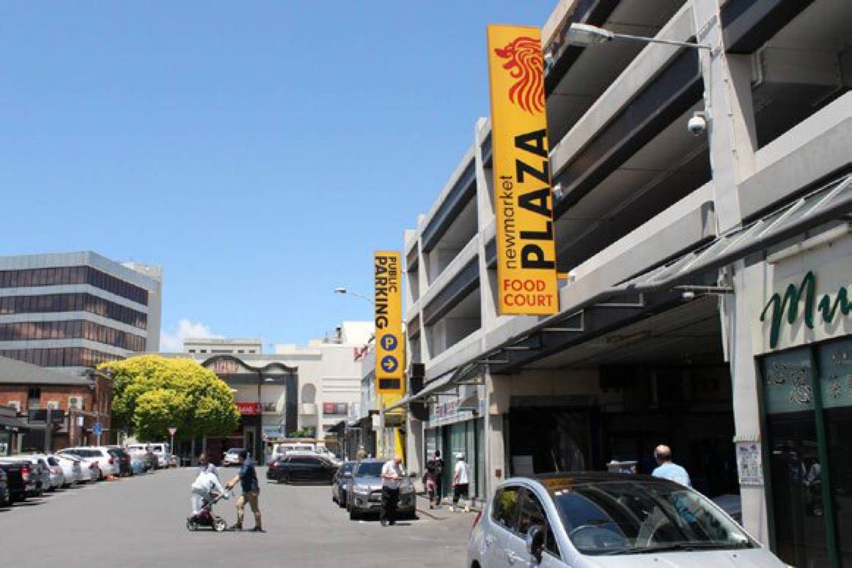 Versatile Retail Space | Newmarket Plaza – pohled 4