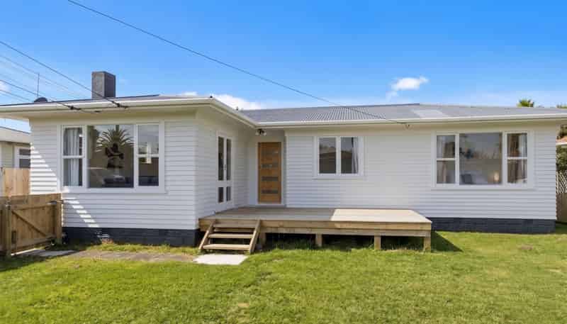 128 Gloucester Road, Manurewa