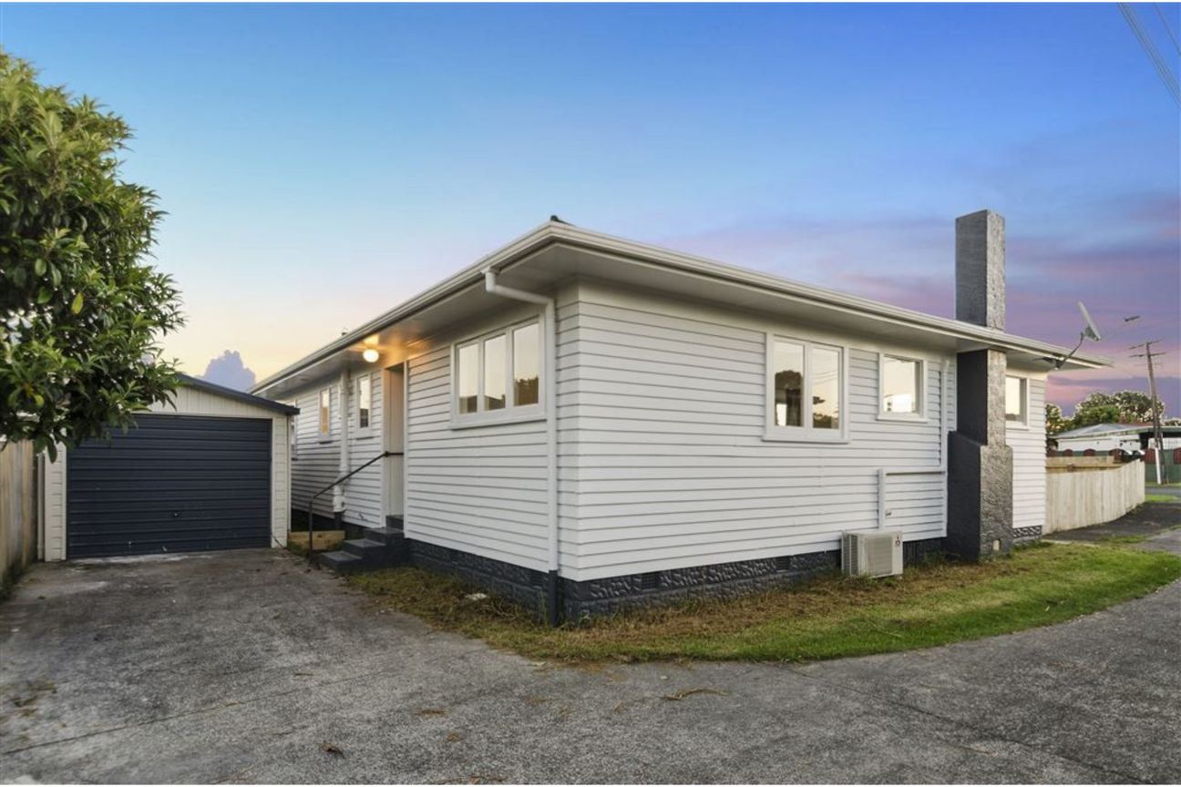 Freehold Corner Site with Great Potential – pohled 2