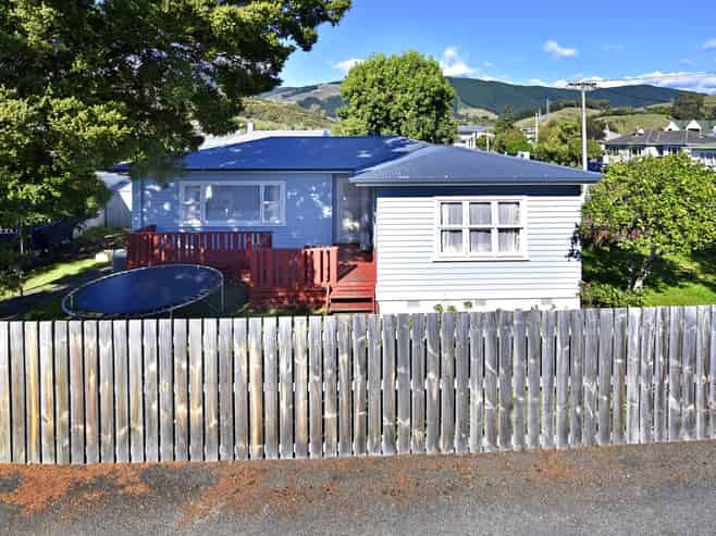 1/27 Manson Avenue, Stoke