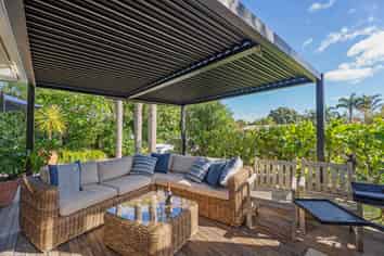 66 Charles Green Drive, Cooks Beach