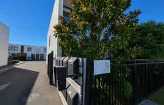 11/10 Rex Street, Riccarton
