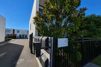 11/10 Rex Street, Riccarton