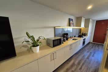 11/10 Rex Street, Riccarton