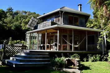 382 Kongahu Road, Little Wanganui