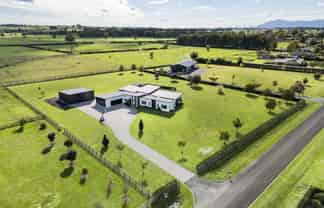 52 James Avenue, Matamata