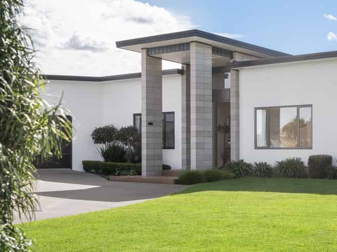 52 James Avenue, Matamata