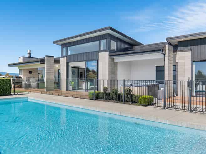 52 James Avenue, Matamata