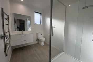 7a Emma Place , Pukete