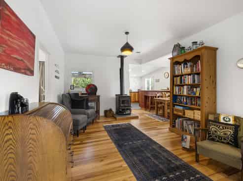15 East Street, Raglan