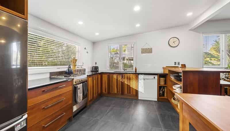 15 East Street, Raglan