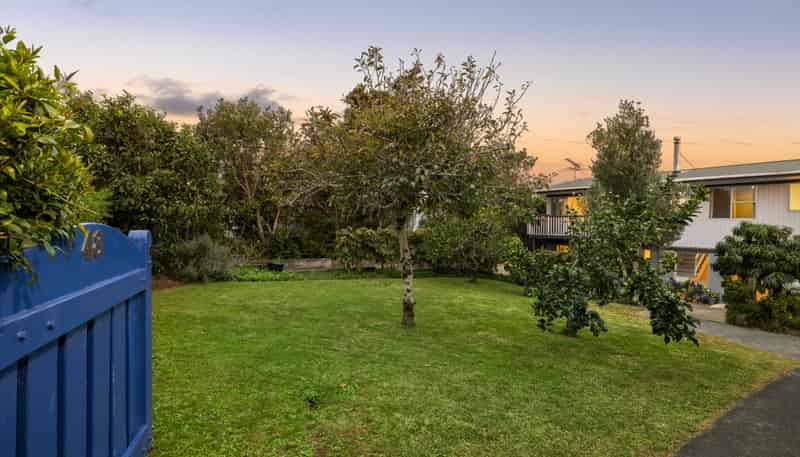 48 Ronald Avenue, Glenbrook