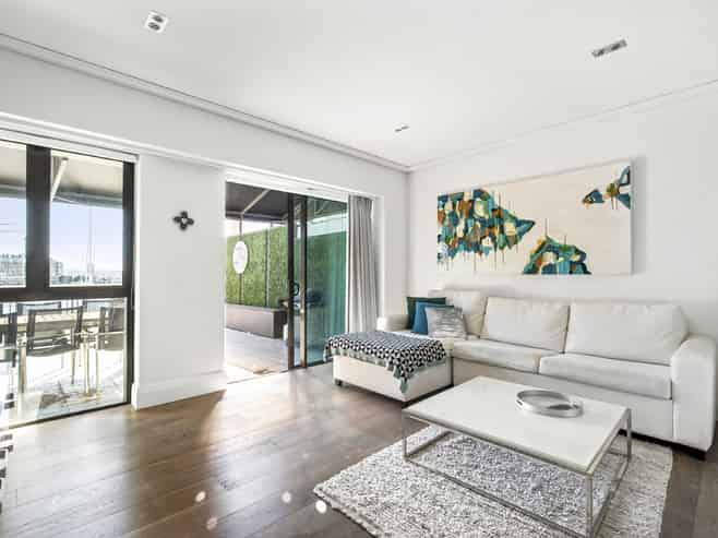 111/85 Customs Street West, Auckland Central