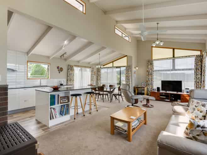 8 Harbour View Road, Onerahi