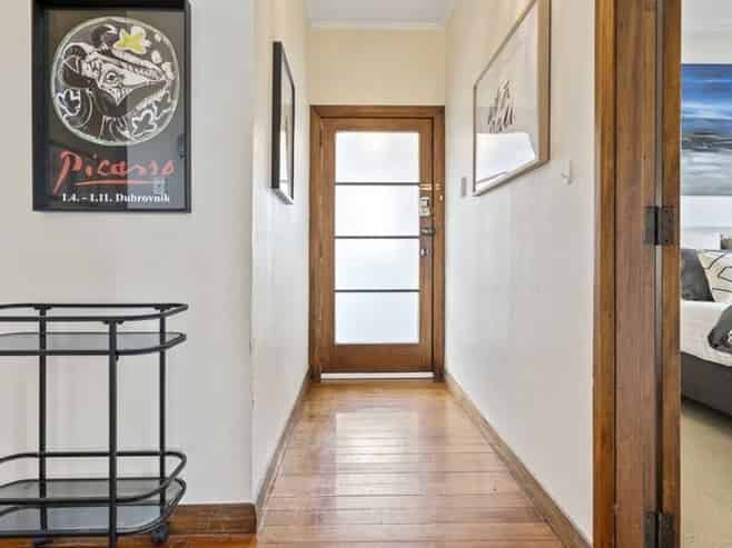 77 Jellicoe Drive, Hamilton East