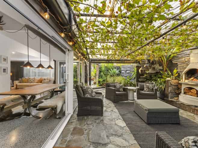 2/199 Papamoa Beach Road, Papamoa