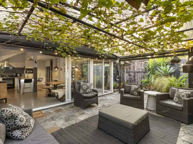 2/199 Papamoa Beach Road, Papamoa