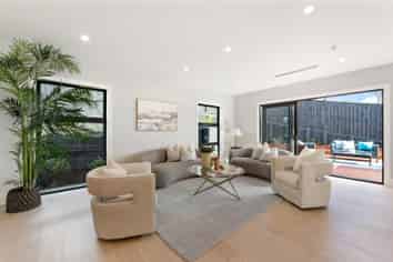 9 Halcyon Bay Lane, Orewa