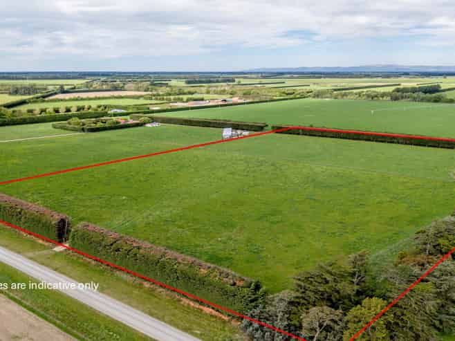 524 Adams Road, Charing Cross