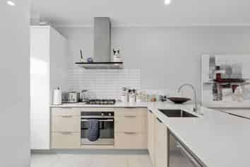 26A Taikura Avenue, Red Beach