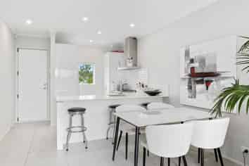 26A Taikura Avenue, Red Beach